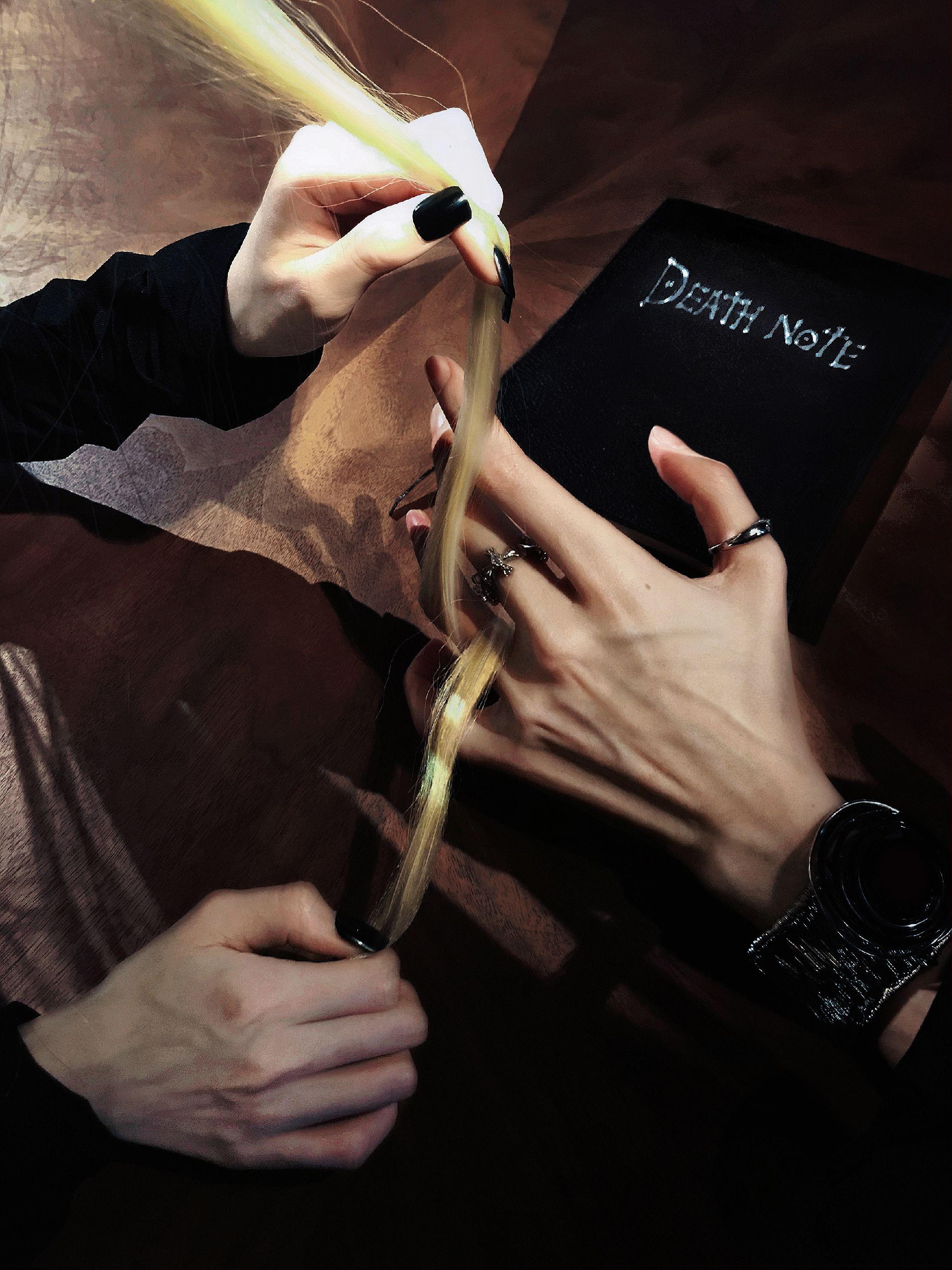 月，你的心比死神的心还冷。