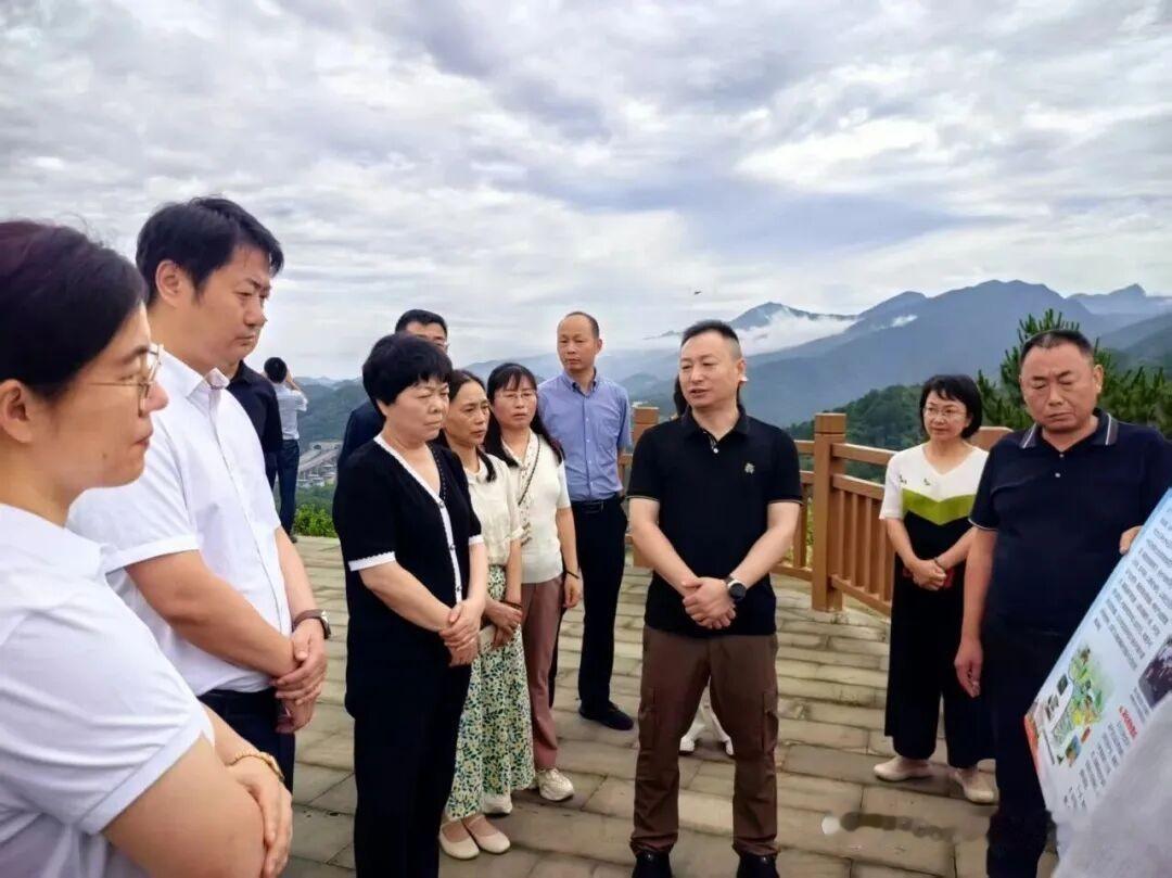 九三学社杨凌工委主委王存一行赴旺苍县开展调研
        
       6