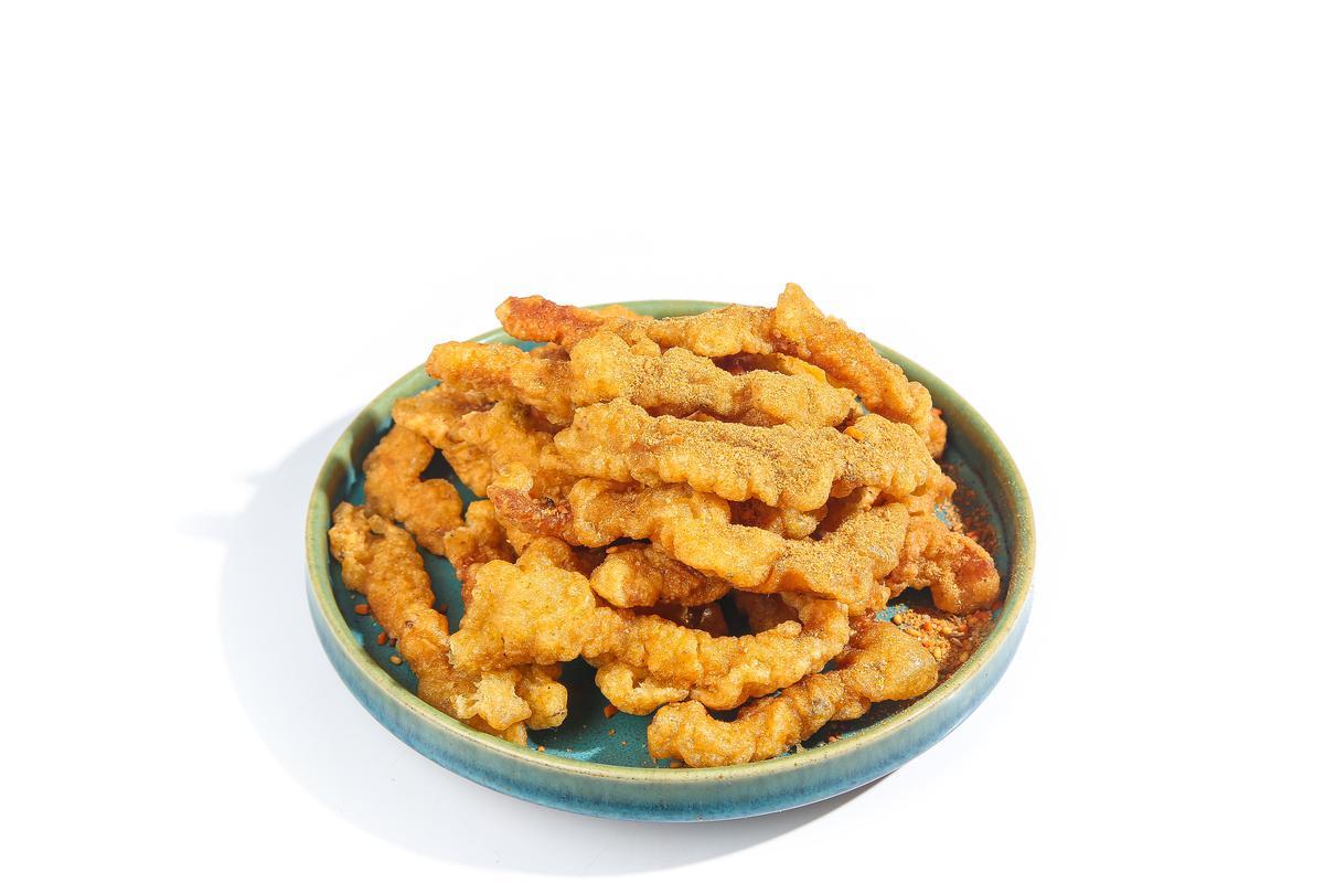 猪油渣这种食物到底能不能吃？今天终于有了答案。
猪油渣这种东西，家家户户每年都会