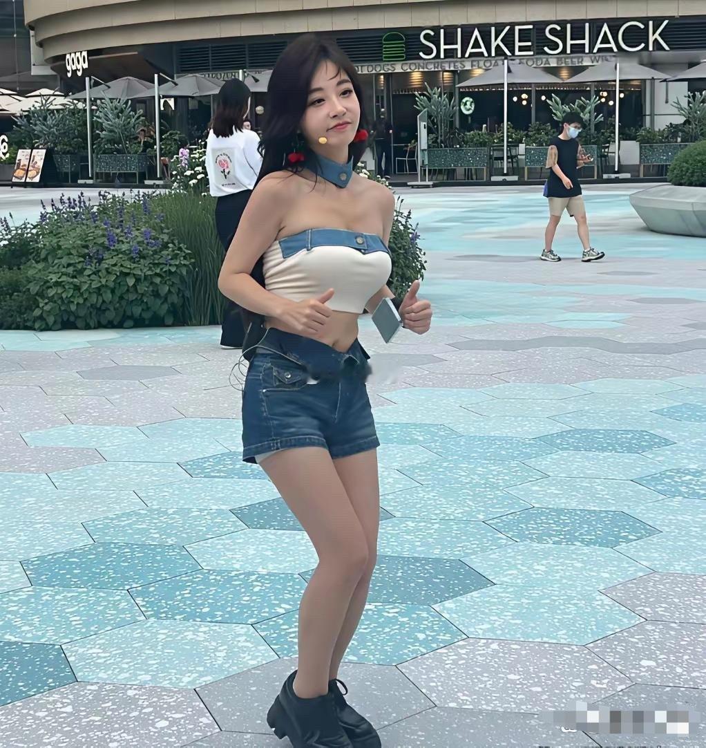 冯提莫去掉美颜的样子，这也太真实 