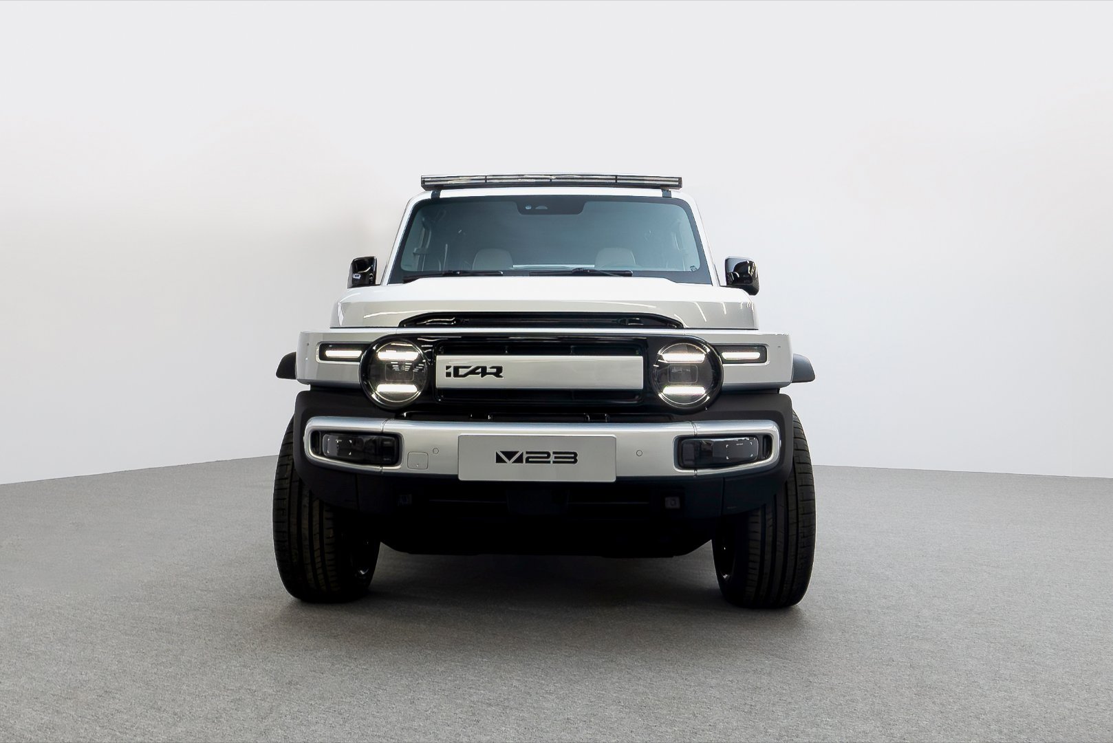 红米的第一台纯电SUV-----iCAR V23亮相。这设计绝对小米风。来自智米
