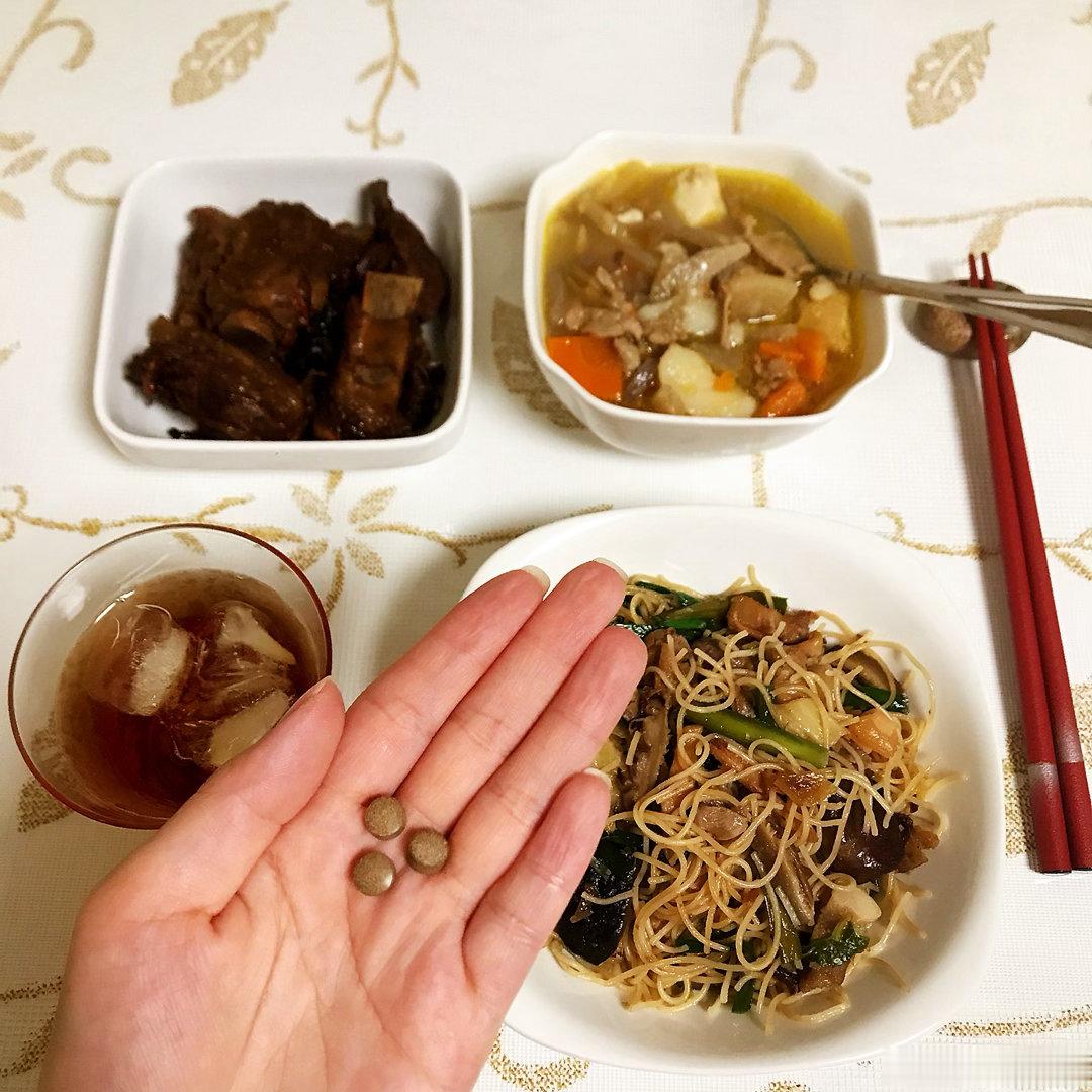 【搬运】2018年07月01日我家餐桌减肥新招 小yao丸：第14天2拜托拜托让