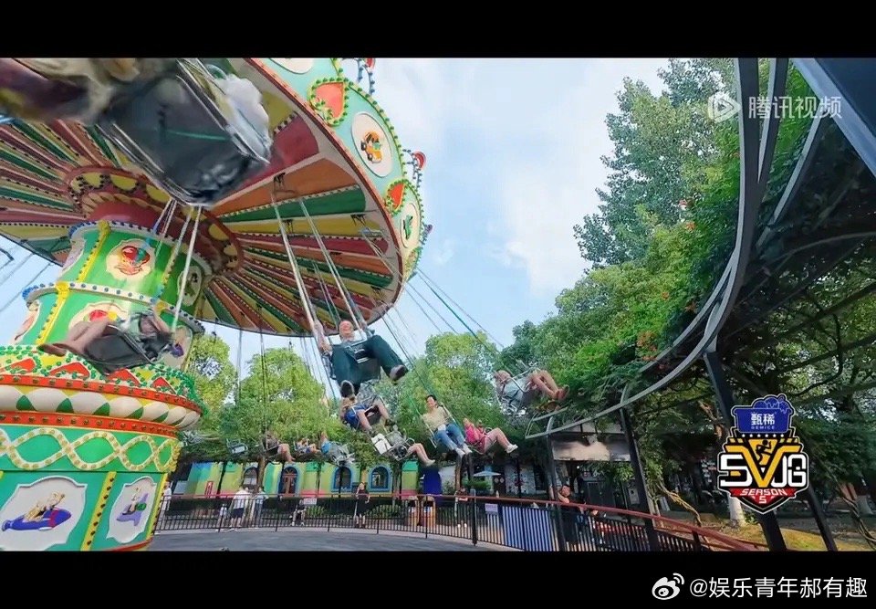 李乃文 我们是PC来的邓超看到李乃文又来了、真的就是哭笑不得说好了是复仇、其实就