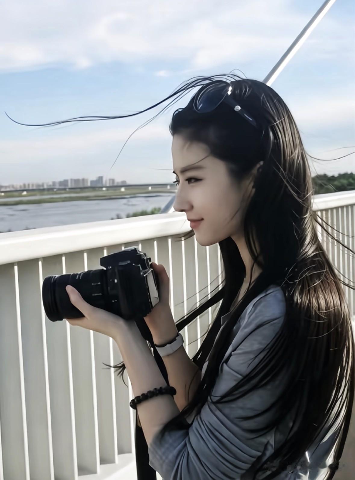 白月光般的容颜