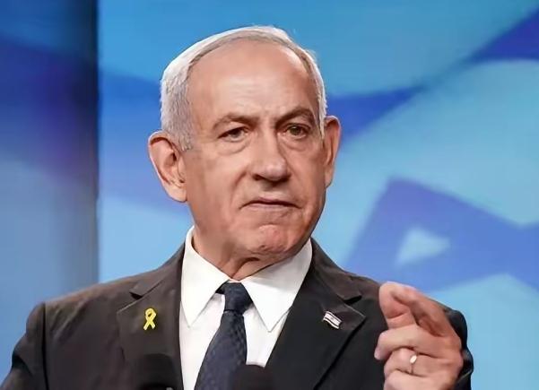 这波操作太阴了！中东局势再爆惊天内幕，越想越让人后背发凉。
美国前CIA专家突然