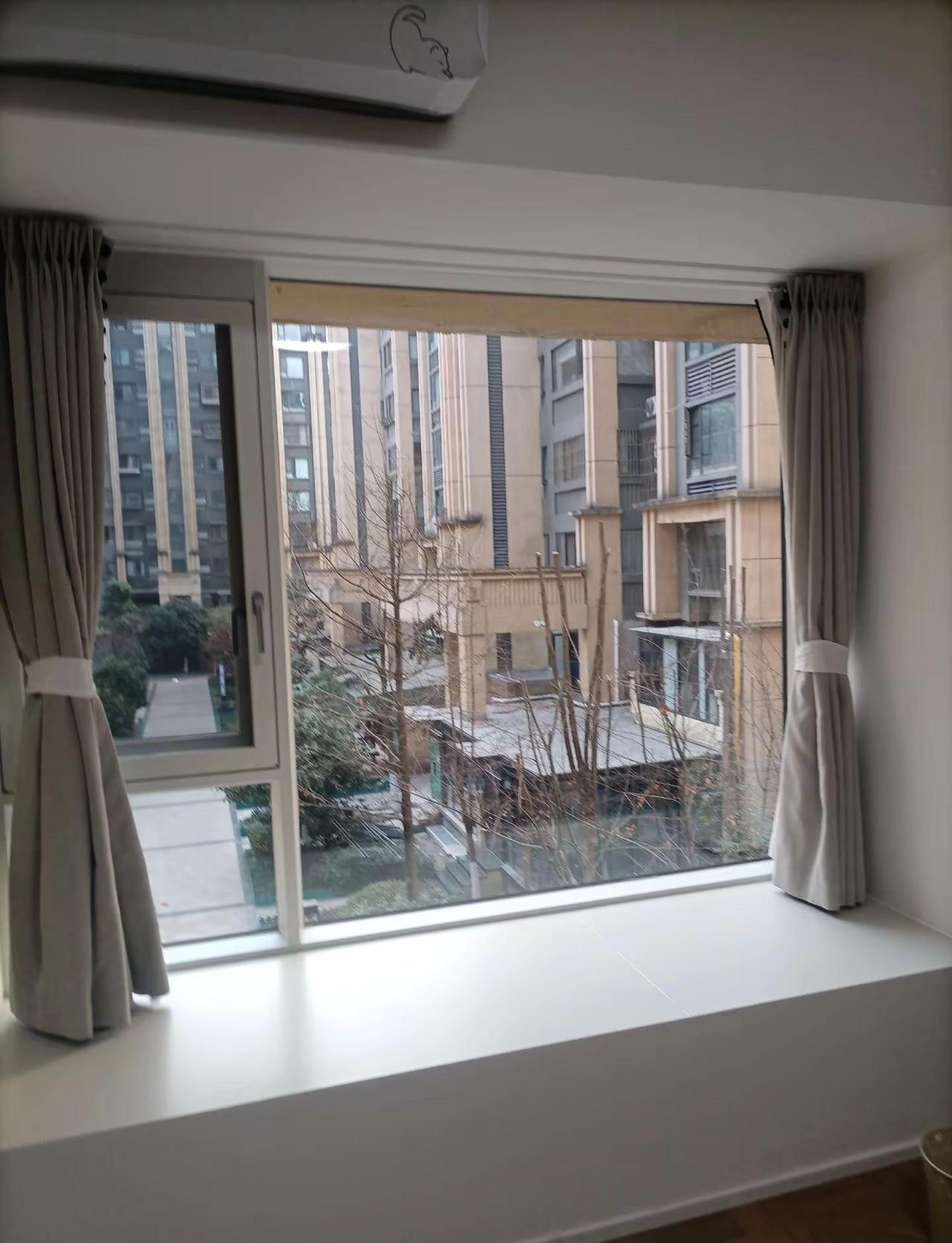 高空救猫取物，专业洗鱼缸灯冰箱，疏通刮玻璃，修门床，除甲醛，瓷砖划痕修复，玻璃划