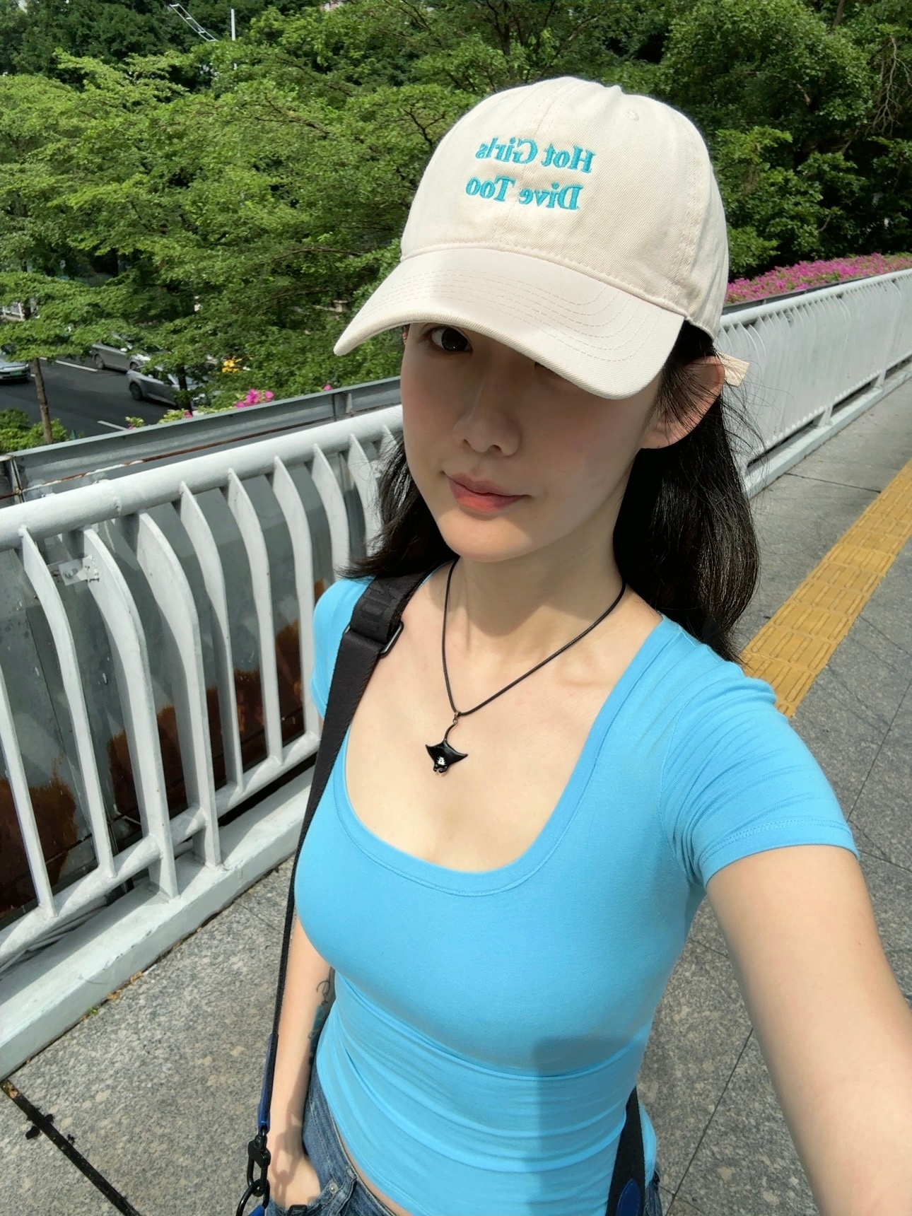 刚说今天天气不错，就下起了暴雨 