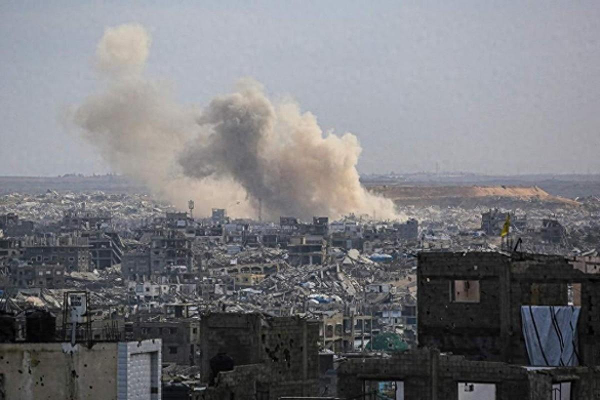 伊朗又被骗了？

几小时前，伊朗还强硬表态“拒绝停火”。结果巴基斯坦总理谢里夫和