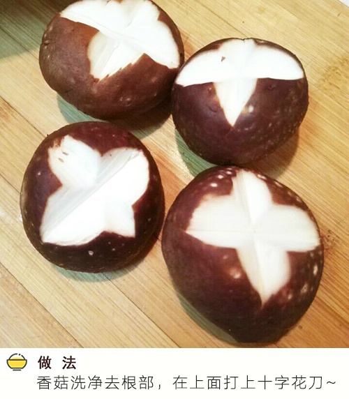 自制麻辣烫，一点不比外面的差，汤浓料足，好满足~我的宝藏食谱