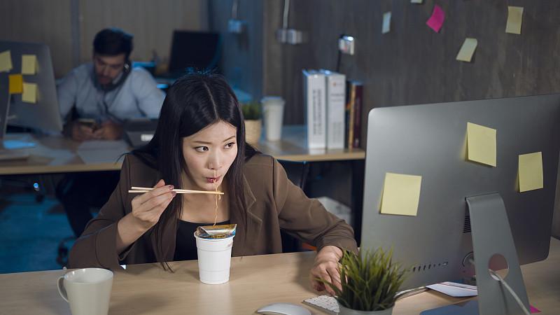 这段时间。每天都在忙忙碌碌。总感觉时间不够用。最后经过自己慢慢的调整。合计规划。