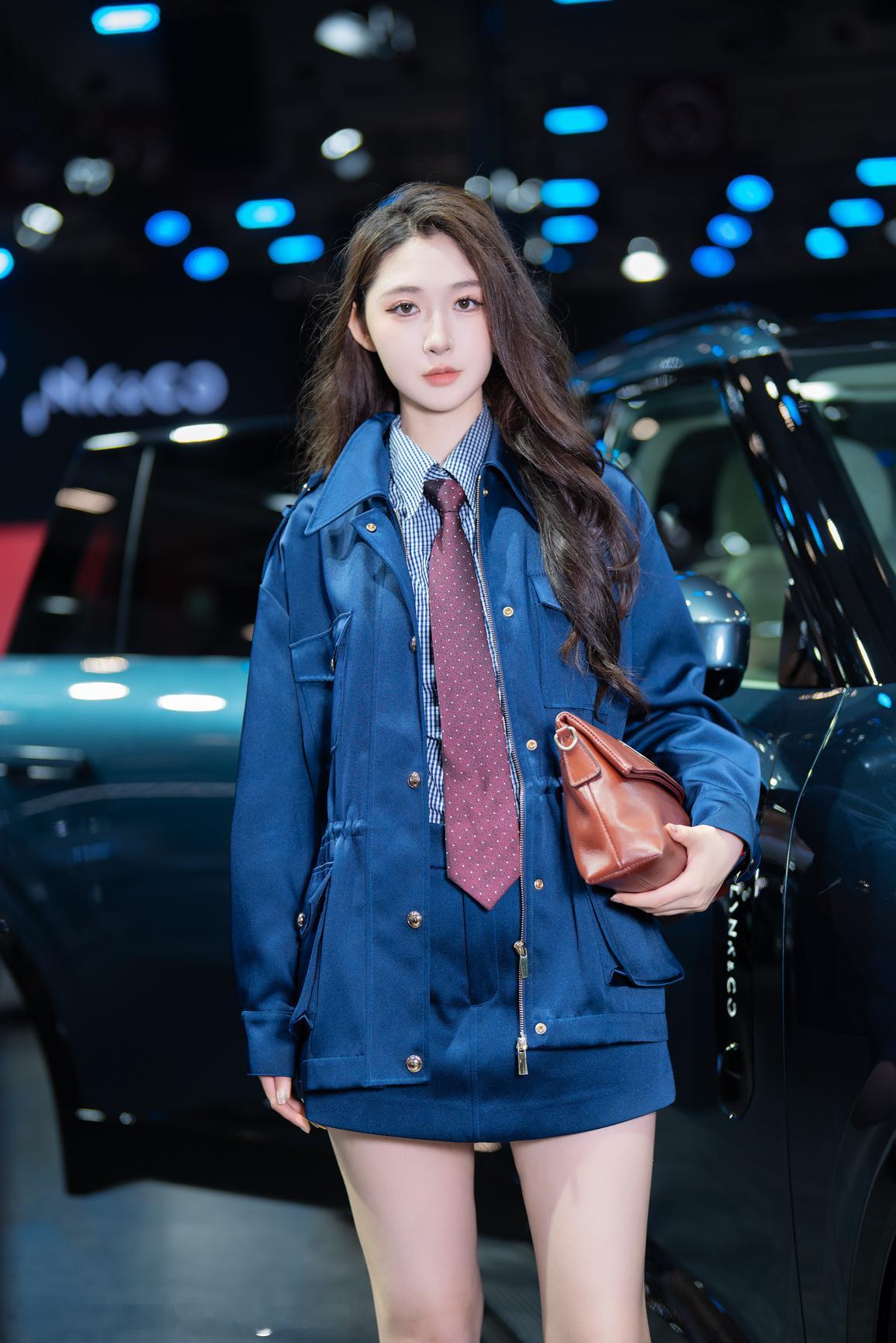 聆听猎人的车展日记猎人在深港澳车展猎人与车展2025   粤   港   澳  