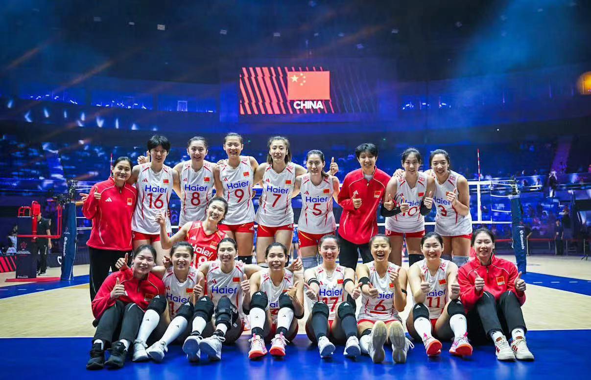 2026年女排亚锦赛半决赛，中国队以大比分3-0战胜伊朗队，将与泰国女排争夺冠军