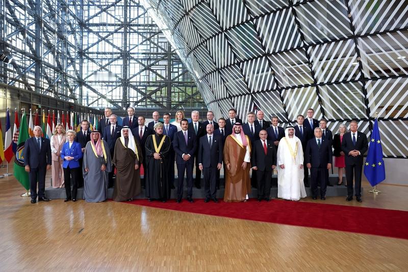 “史上最艰难”欧盟峰会登场：争议频频：普京17日称若乌拒实质性对话，俄将军事实现