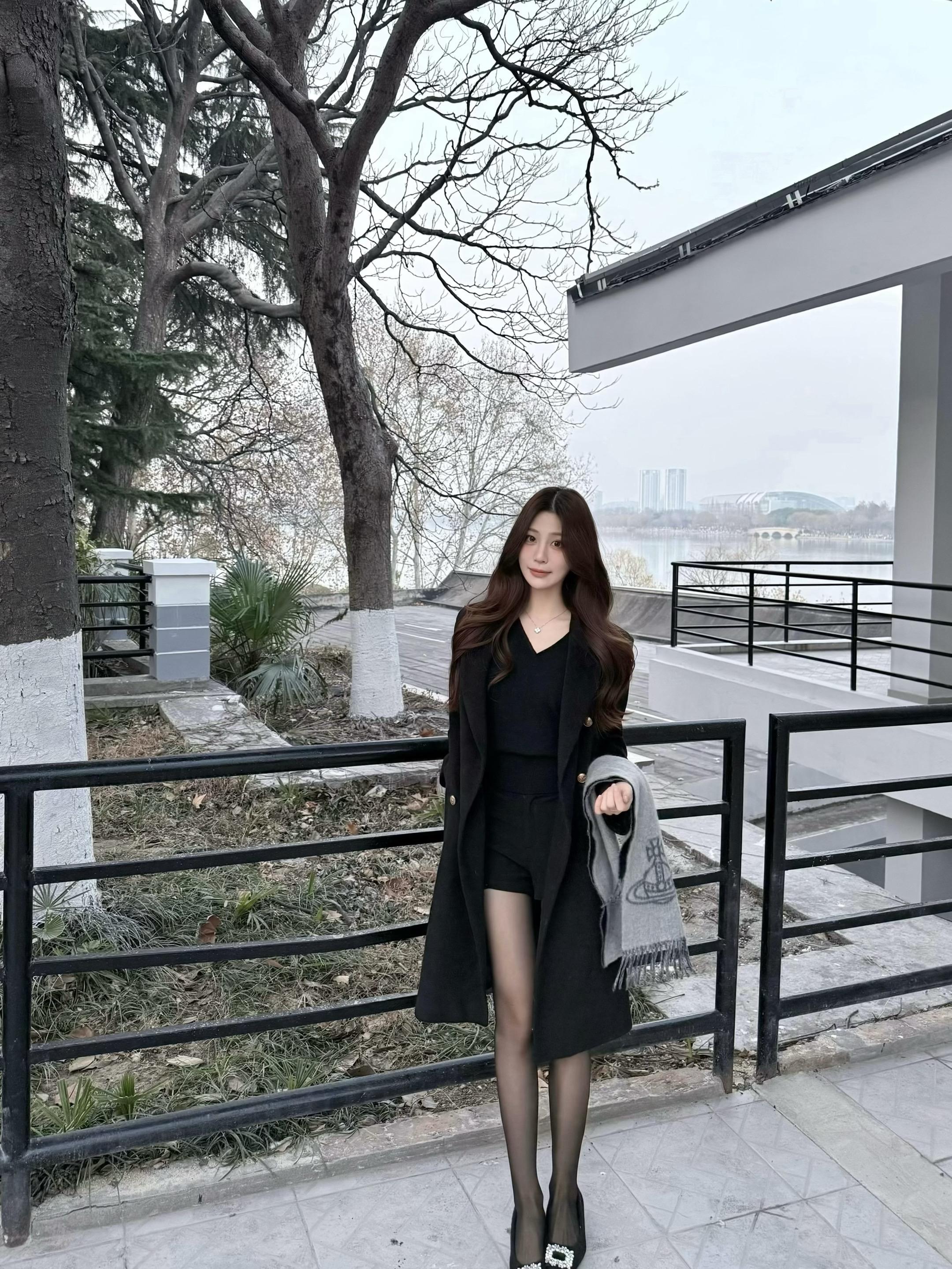 爱是文学作品撒的弥天大谎。