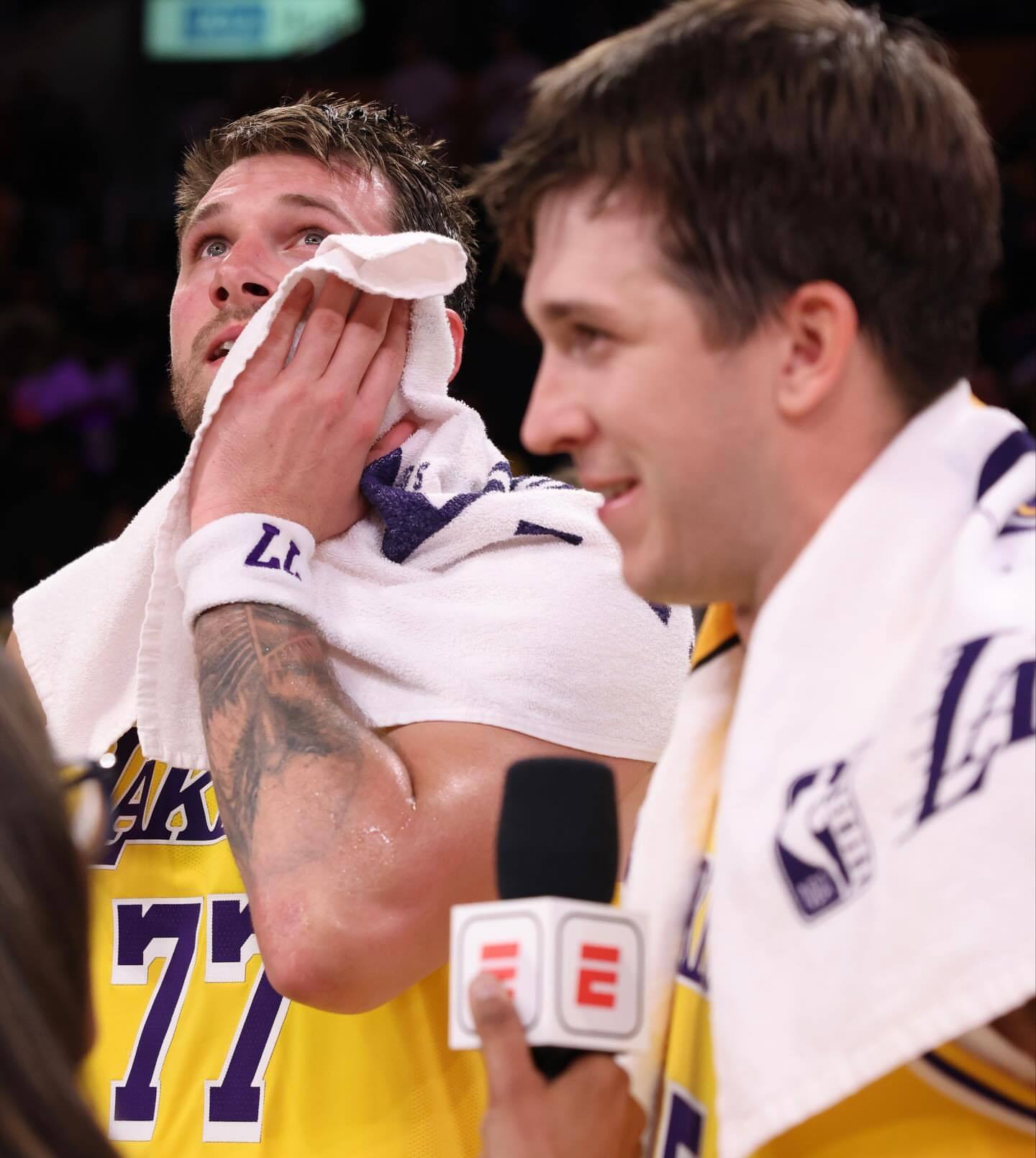 东契奇更新ins：“Together! Great team W!”东契奇掘金v