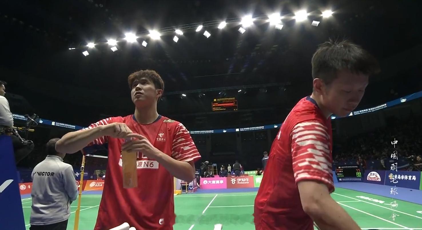 男团 半决赛 中国 0-1 韩国 男单 王正行 19-21 21-16 13-2