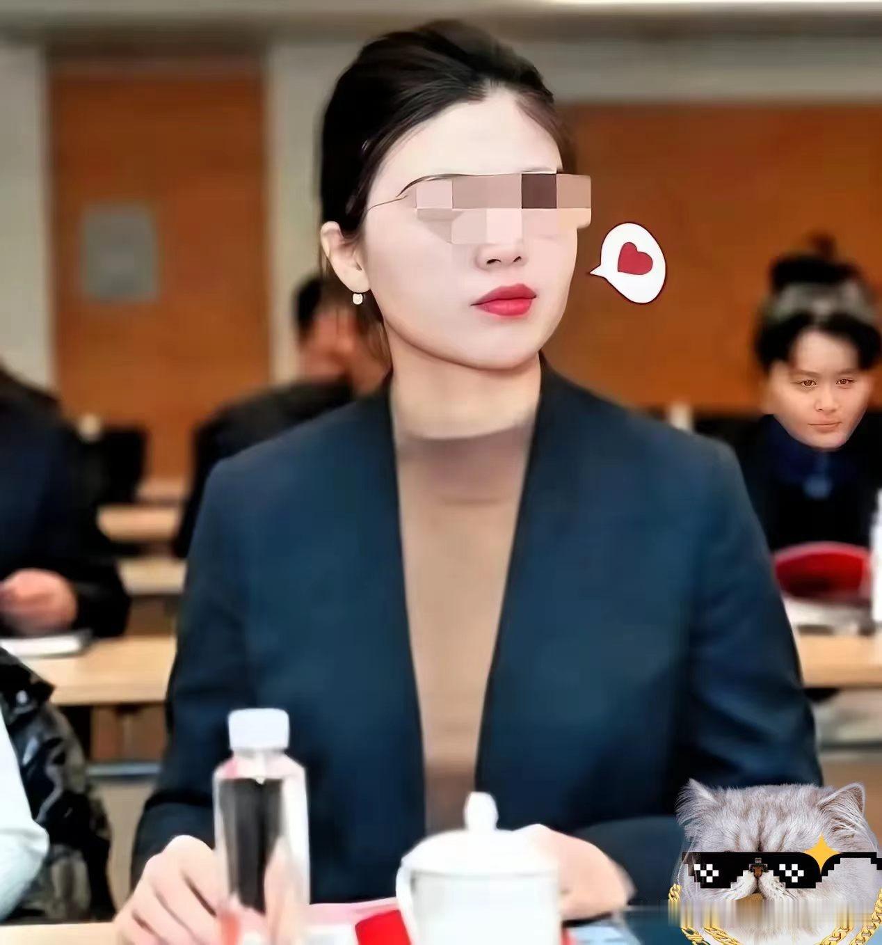 这下好了，这事越闹越大。
德恒终于坐不住了。

他们选择直接举报发布相关评述的自