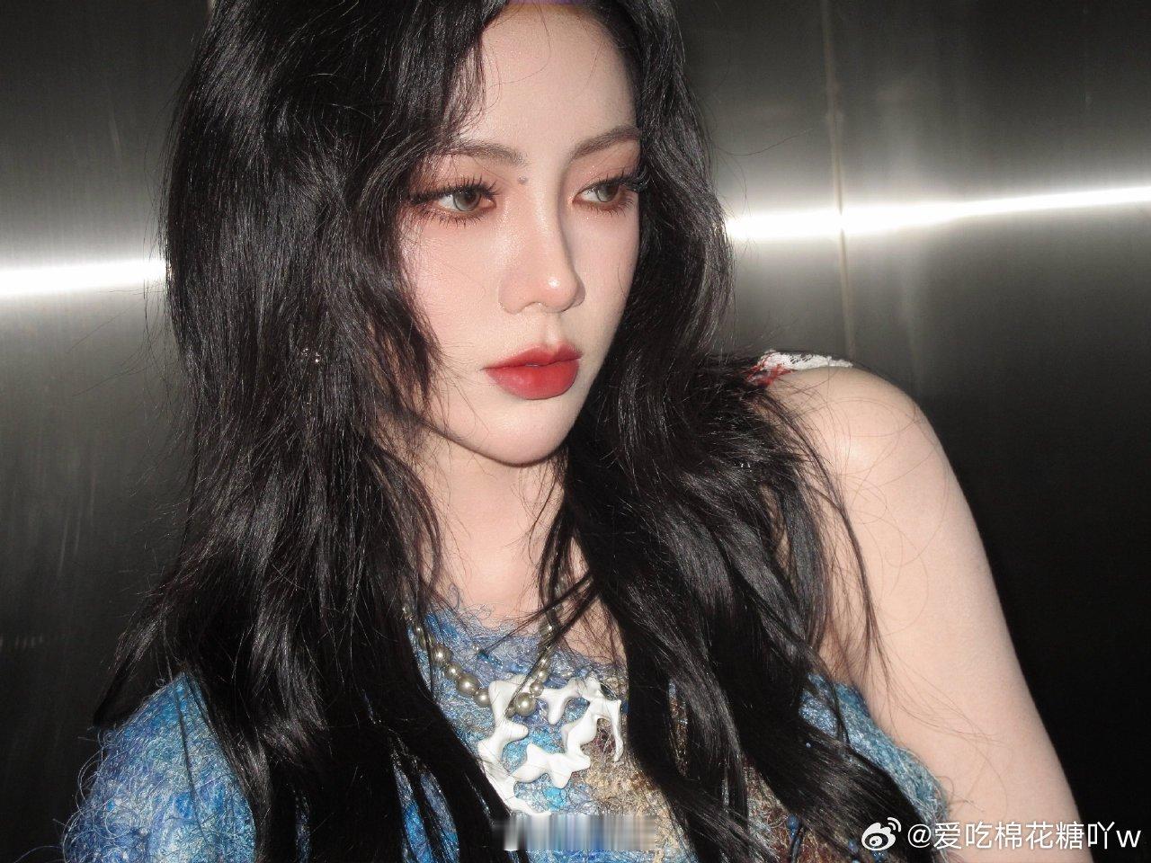 不知道这个谢可寅拿什么输 感觉她就是能驾驭各种风格，而且我觉得每一次也是会让人觉