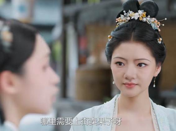 女主眉毛两边的鼻影是不是打太多了感觉女主眉毛两边的鼻影打太黑了，看着怪怪的…感觉