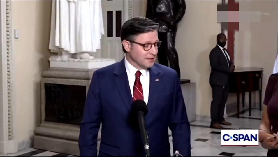 约翰逊议长宣布，政府停摆将于今晚正式结束，之后他们将着手处理重要的立法事务

“