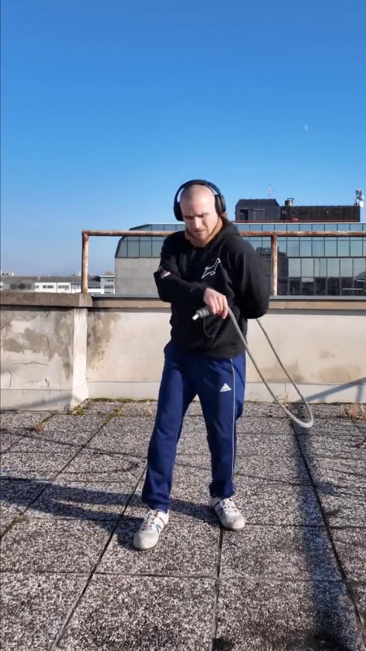 ·1、yup，like a polish ambassador mr lit。