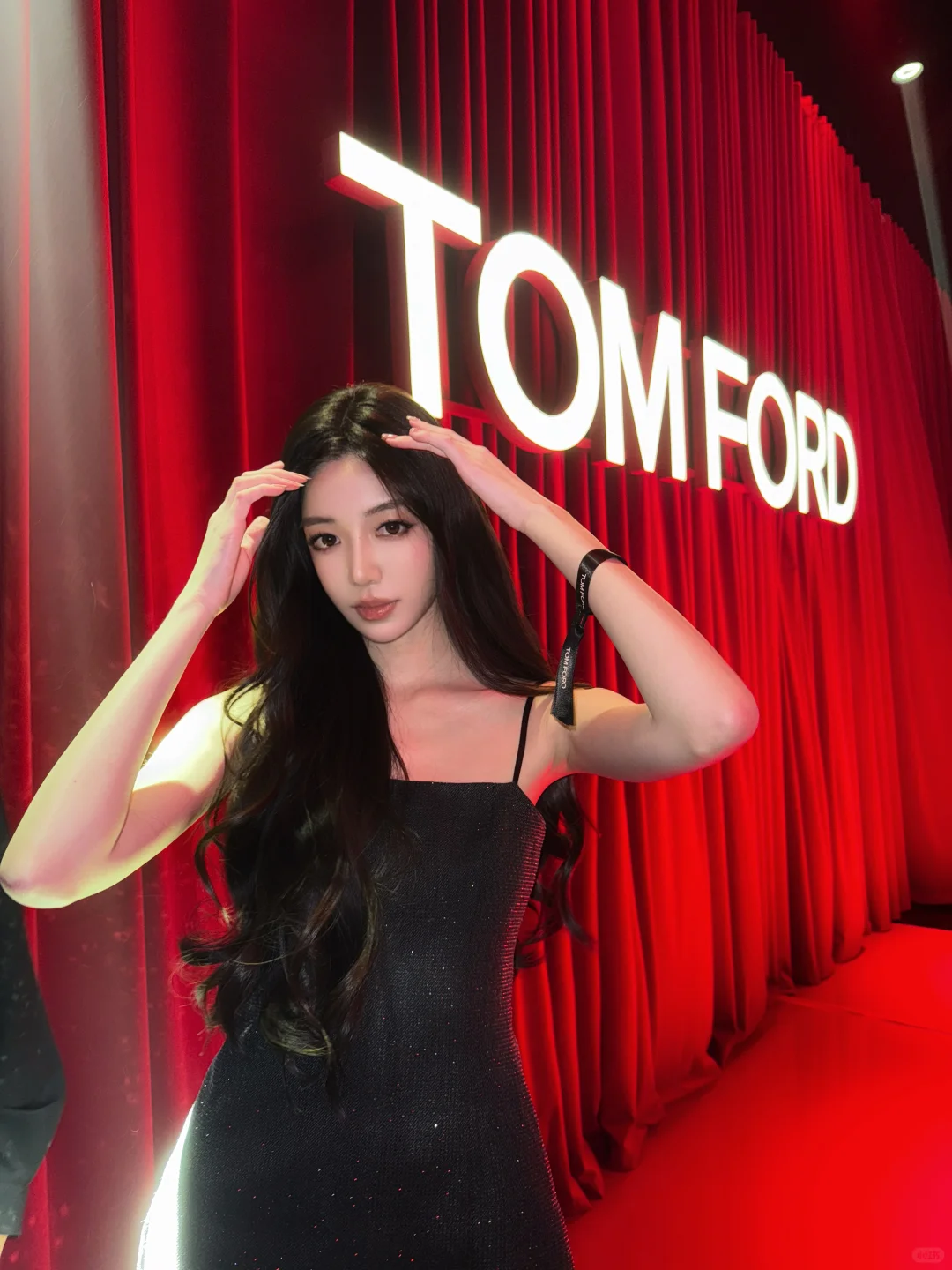 昨晚TOMFORD