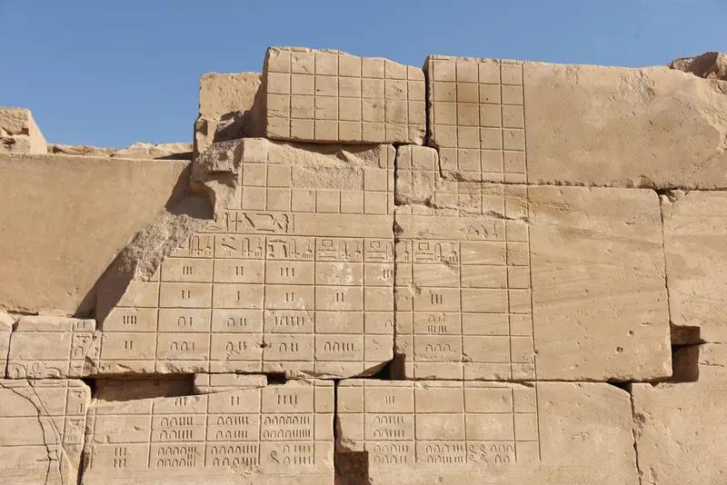 古巴比伦记数法：从泥板到数学的“老炮”演变史

说到古巴比伦记数法，很多人第一反