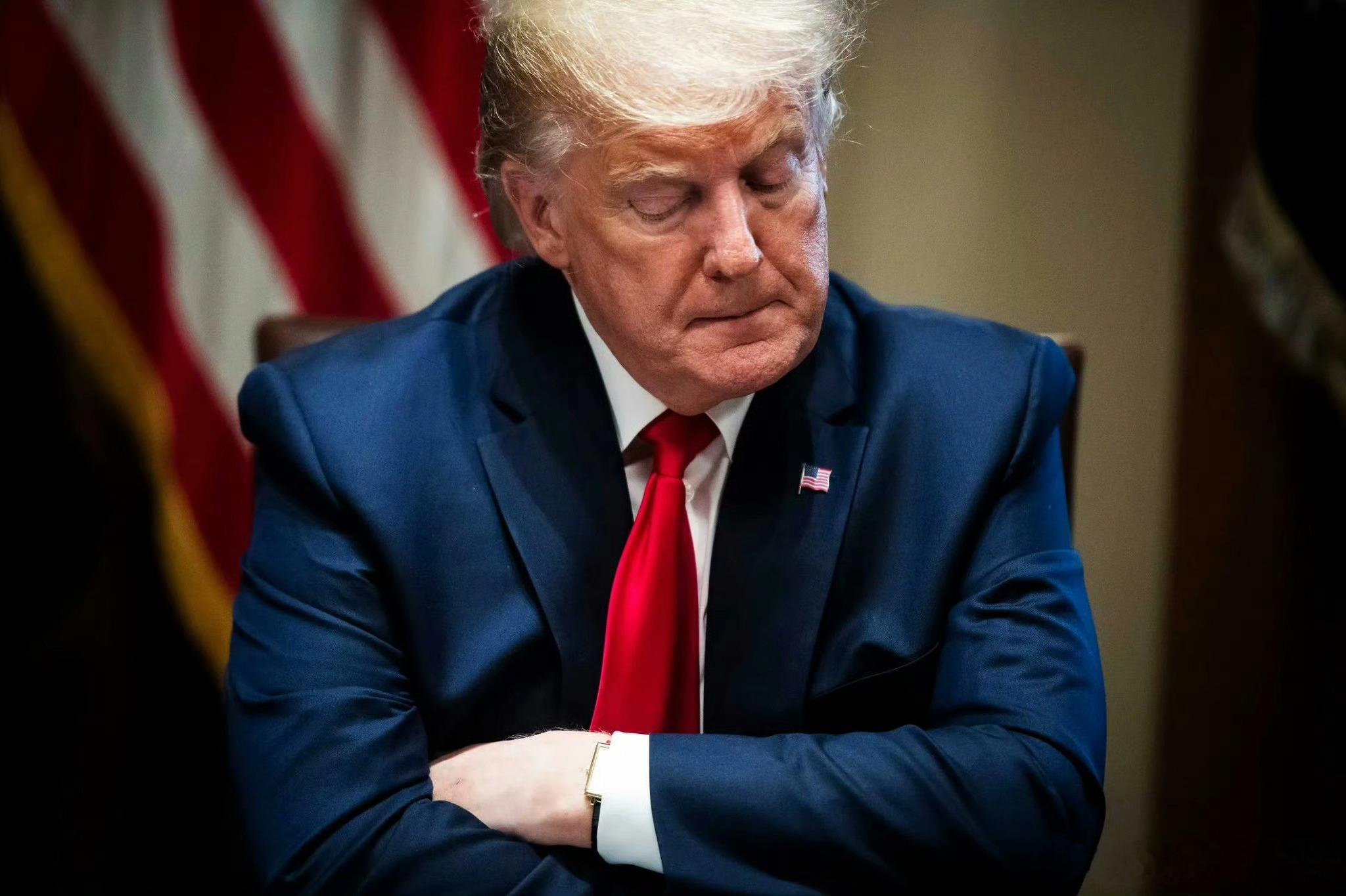 特朗普声称，美国最高法院可能会在出生地公民权问题上做出有利于中国的裁决。 