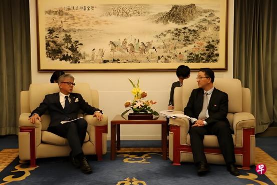 日本态度非常的强硬！面对我们的紧急约见，日本当面回击，还对我们提出一个要求！7月