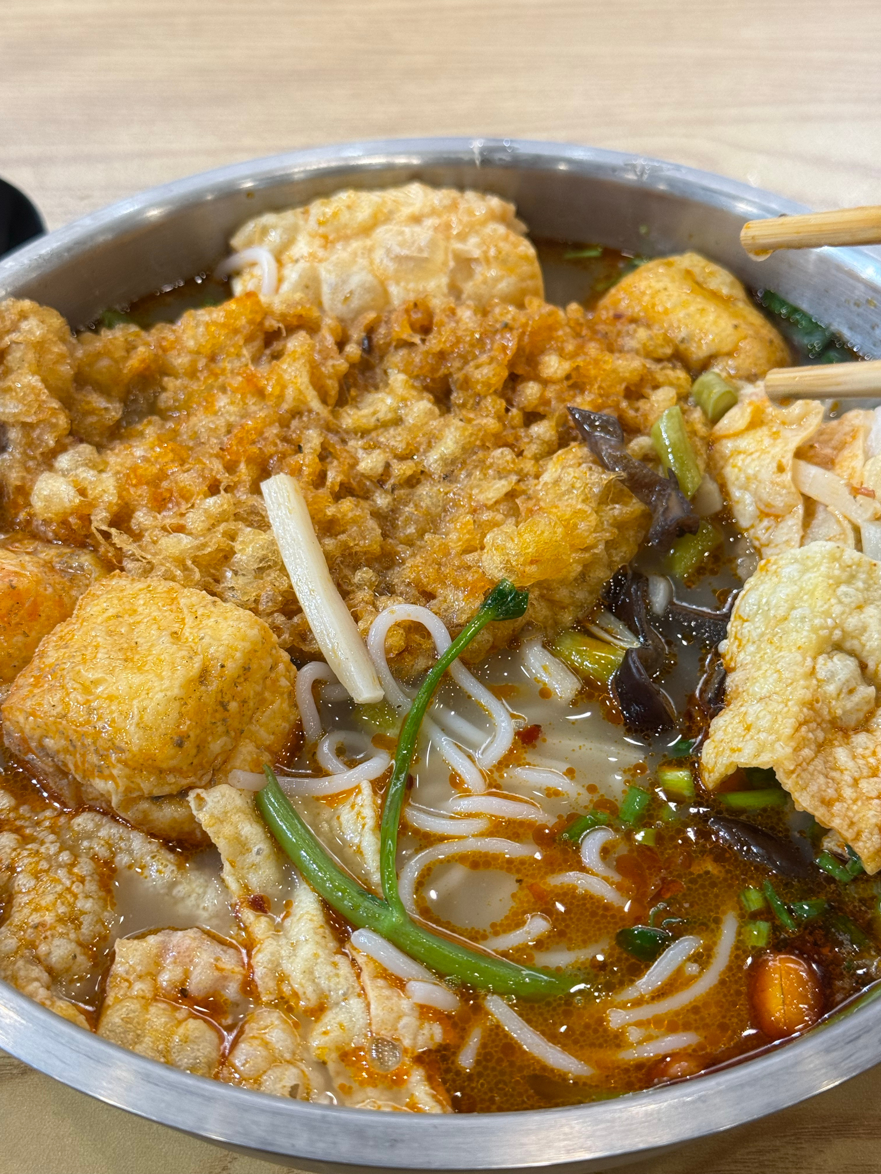 你们晚上吃什么？好久没吃螺蛳粉，嗦粉真是过瘾啊😋 