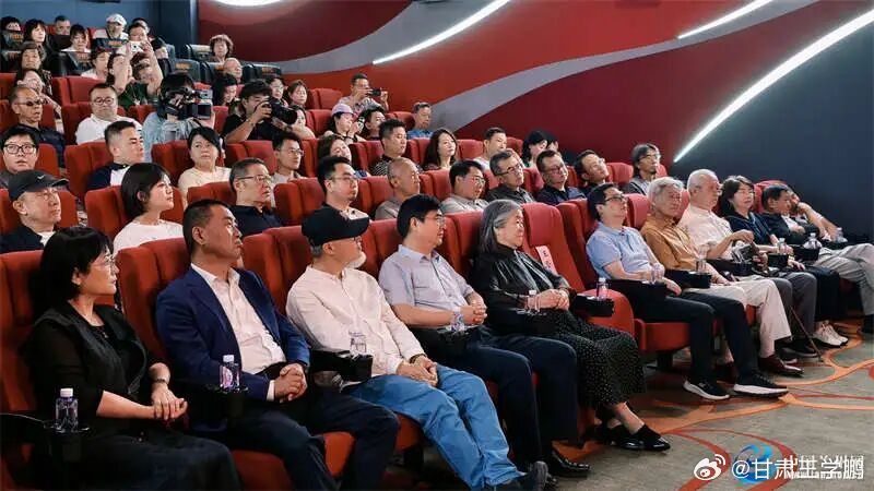 山河故事定格兰州黄河城市记忆本次首映结束后开展主创交流分享会，导演周兵、李宁、雕