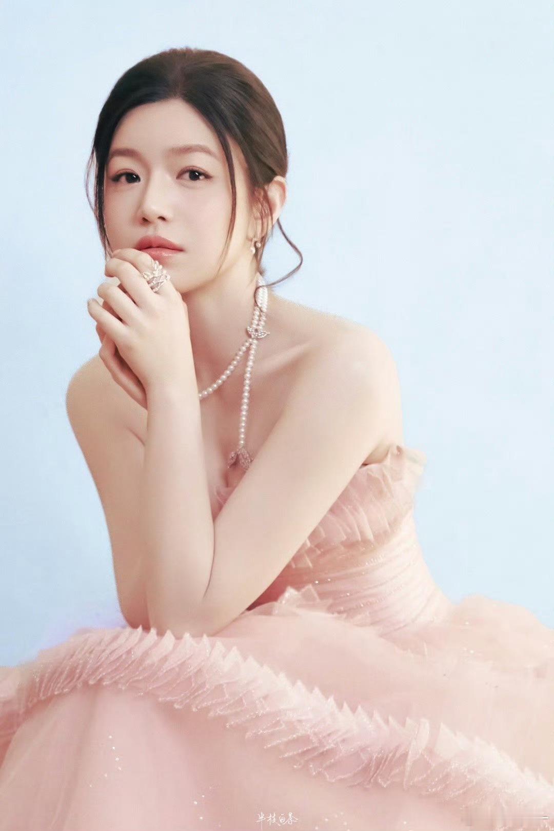 陈妍希和儿子分开过年在哪过年都可以，开心最重要不是吗，小星星好可爱，陈妍希也是依