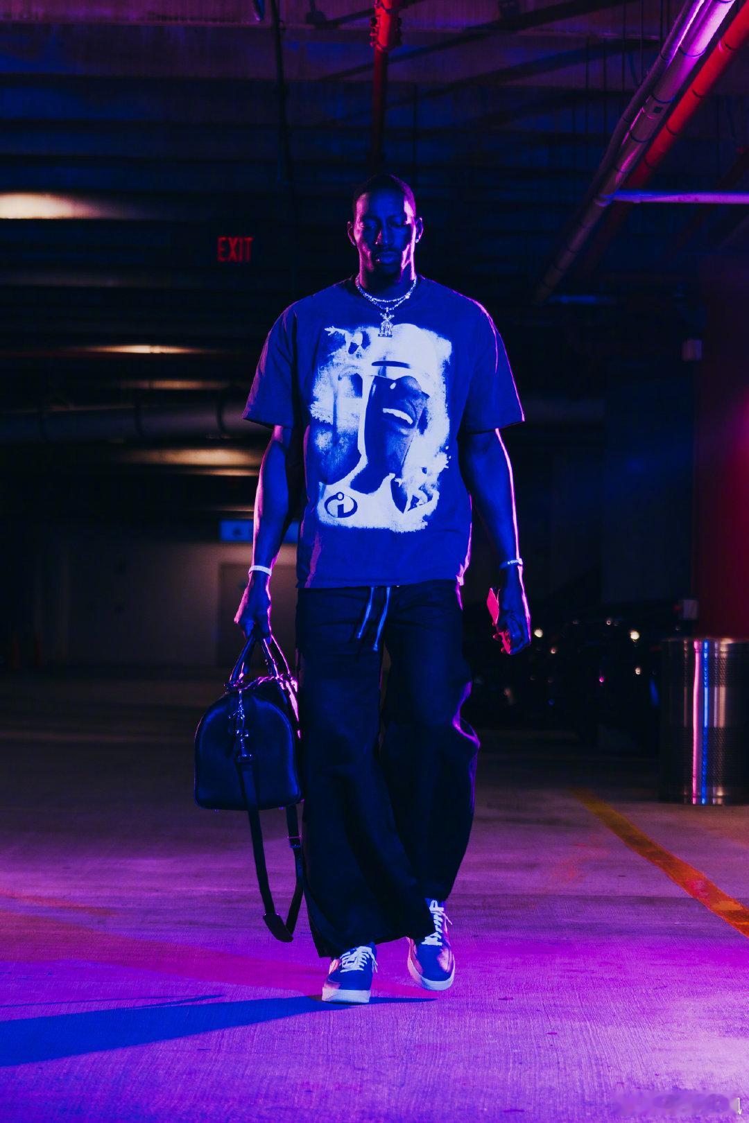 新年主场首战来啦！凌晨好，热火球迷们👋森林狼vs热火迈阿密热火  cr：迈阿密