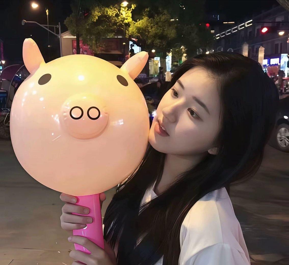 zls赵露思许我耀眼 zls赵露思许妍 

你是朵花 才觉得春天会离开你 如果你