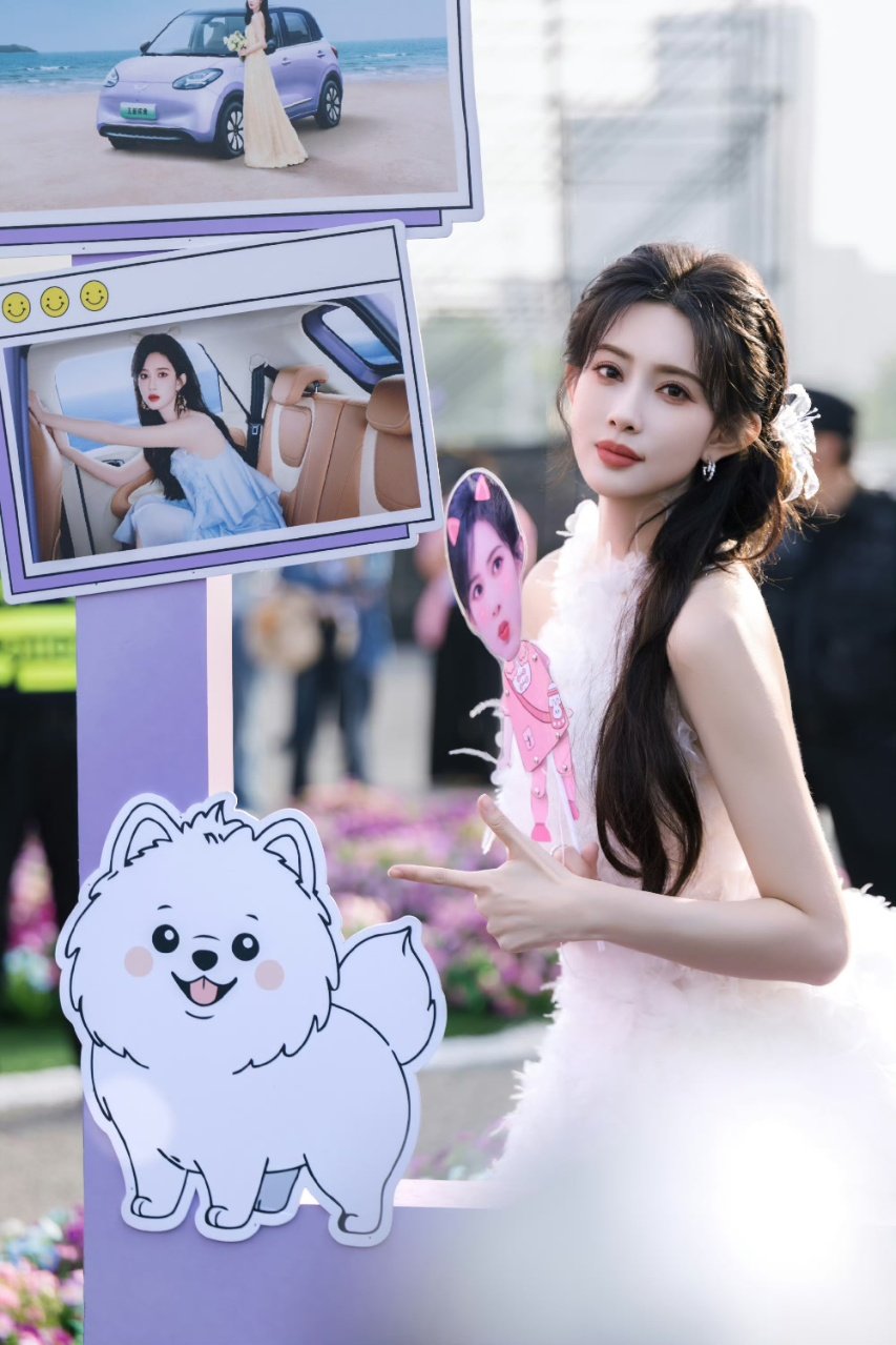 孟子义扯线娃娃好大一个巧克力～好可爱孟子义巧克力合照 ​​​