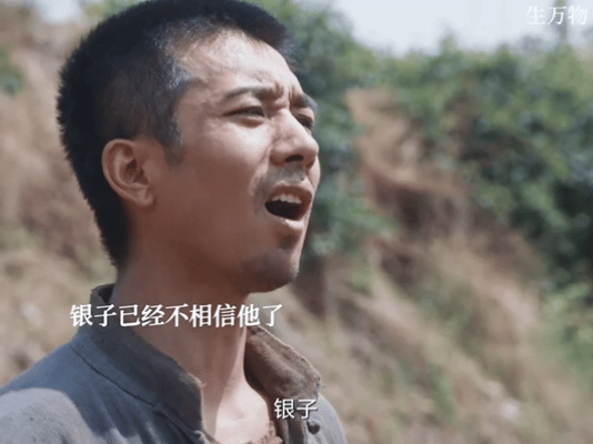 铁头竟然成为了剧中最惹人厌的角色！
这个人真是人如其名
头很铁，却不管事
在友情
