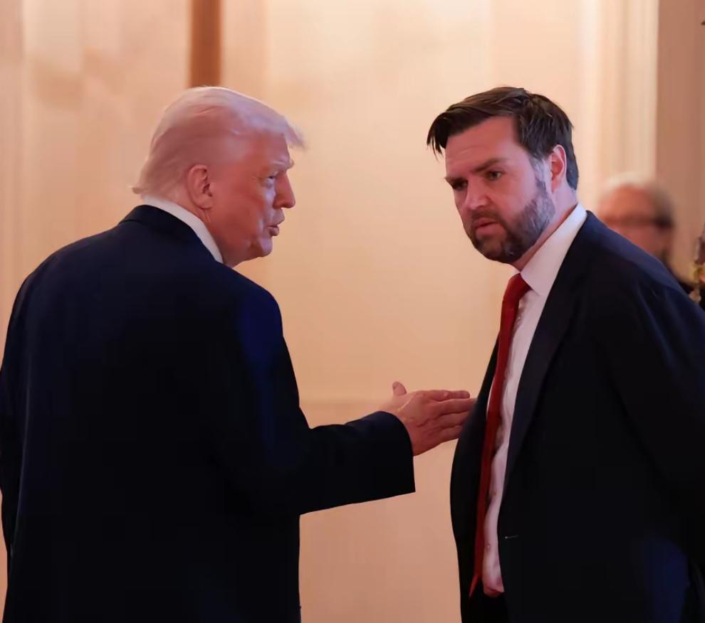 万斯披露“特朗普总统说，只要伊朗承诺不拥有核武器，我们就会让伊朗经济繁荣”。
