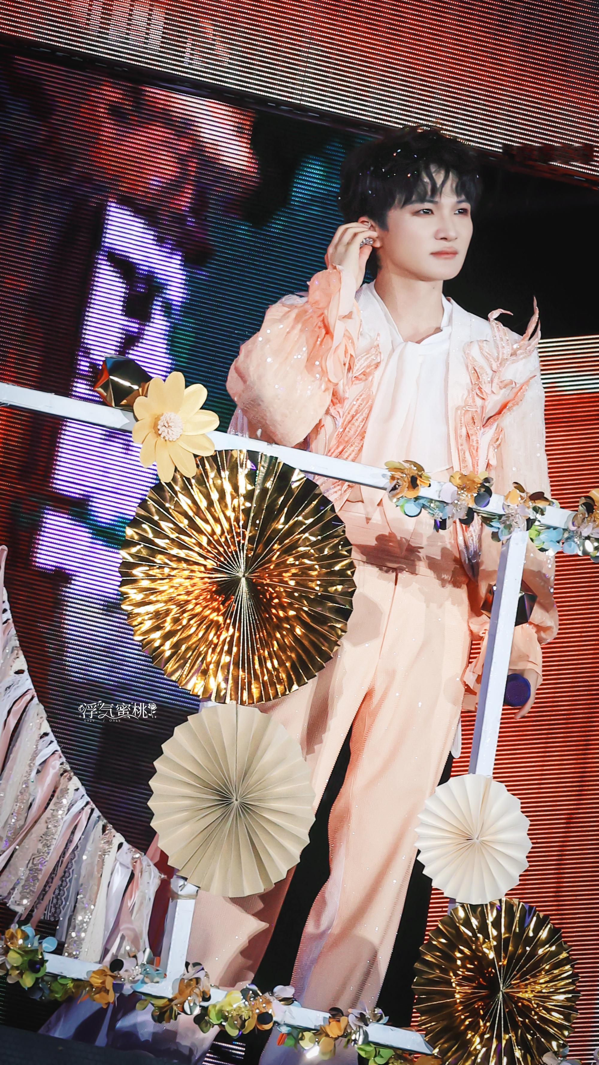 做个柑橘味儿的梦🍊周深2026深深的巡回演唱会