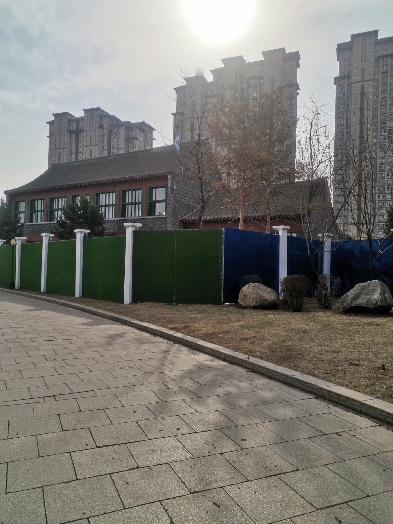 吉林市满族博物馆的扩建工程进展着实惊人！看样子马上就要竣工啦！

今天路过吉林市