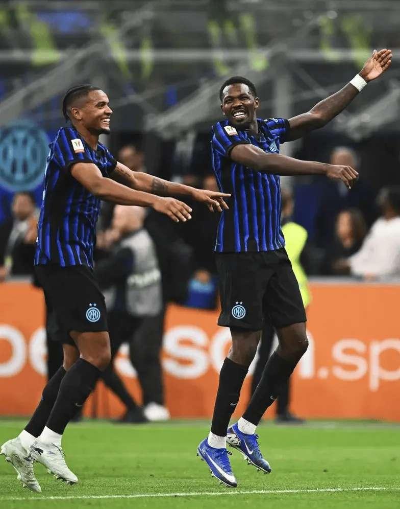 懂的都懂，张康阳对国米的热爱，是刻在骨子里的真心。从接手球队、全力投入，到用心经