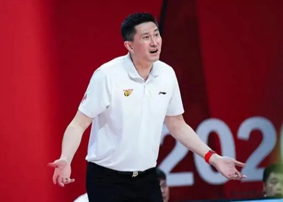 杜峰:42岁，我正值壮年，拿过CBA最佳教练，拿过总冠军，国家队却不要，好，那我
