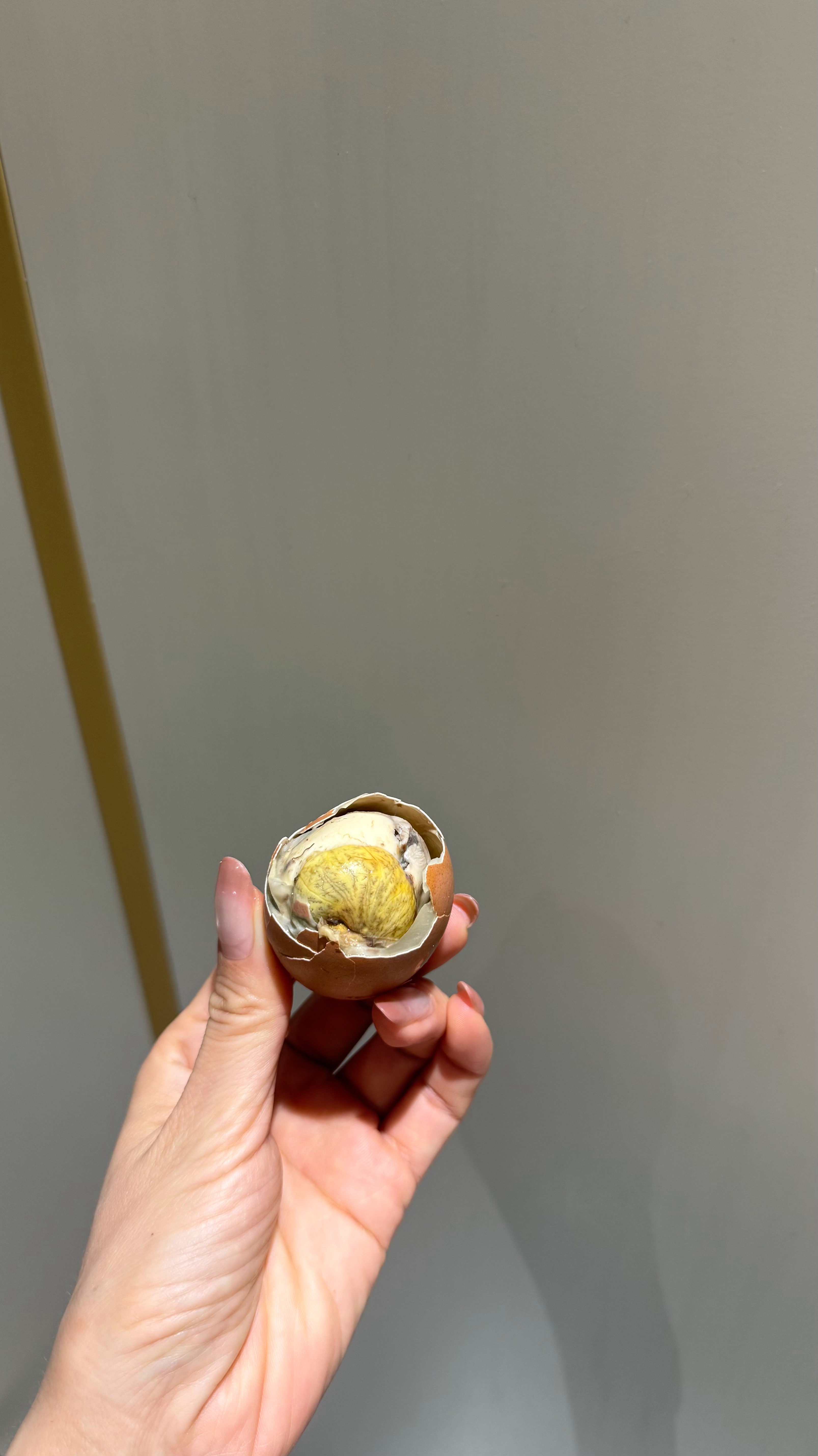 吃活珠子了