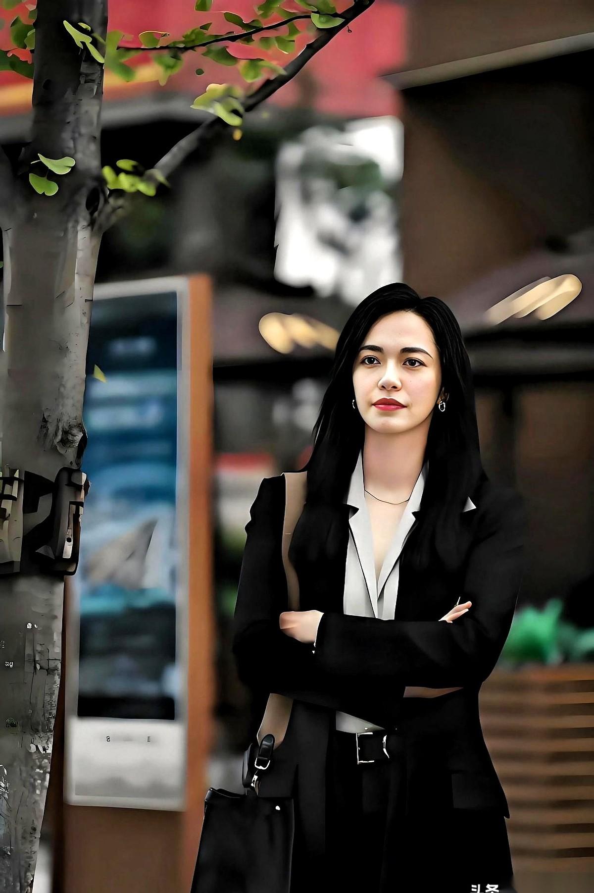 我跟你说啊，人活一张脸，面相这玩意儿，你还真别不信！
就拿姚晨来说，嘴大吃四方这