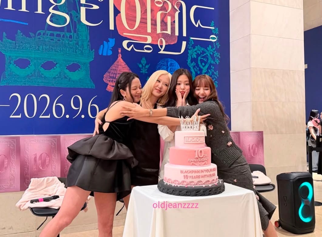 尽管声称已筹备了数月，YG直到7月29日才提交BLACKPINK粉丝见面会的申请