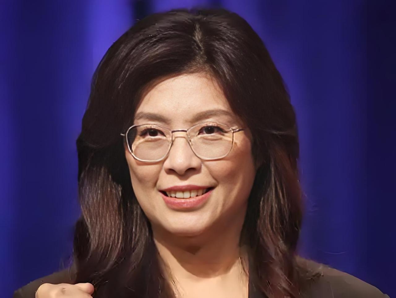 郑丽文为白色恐怖受难者平反：是正视历史两岸统一基础！
 
郑立文表示，我进中国国