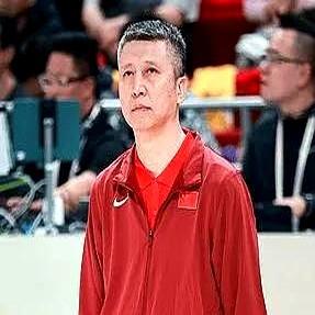 今天中国男篮打的最差

郭士强似未察觉球队组织短板，廖三宁得分强却缺组织，高诗岩