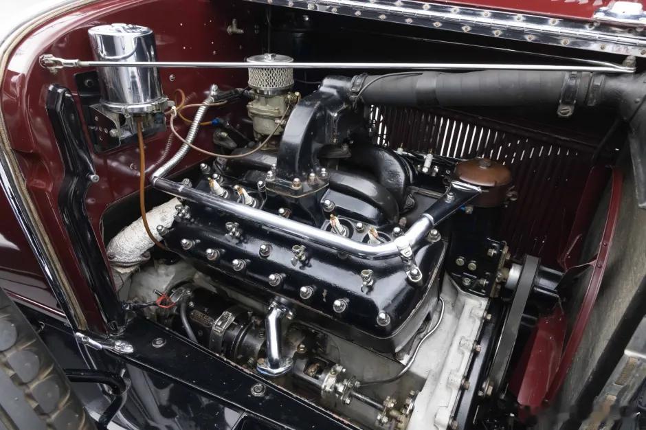 在一美国拍卖网站上看到了这个，1929年的林肯Model L，97年了跟新的一样