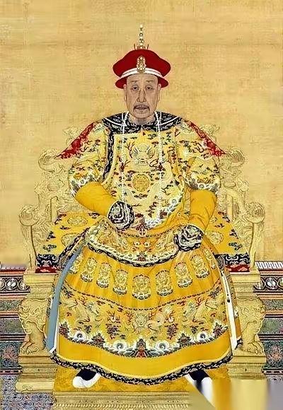 乾隆朝的大将军兆惠死了。人刚咽气，家里立马乱成一锅粥。独子札兰泰，才八岁，穿着孝