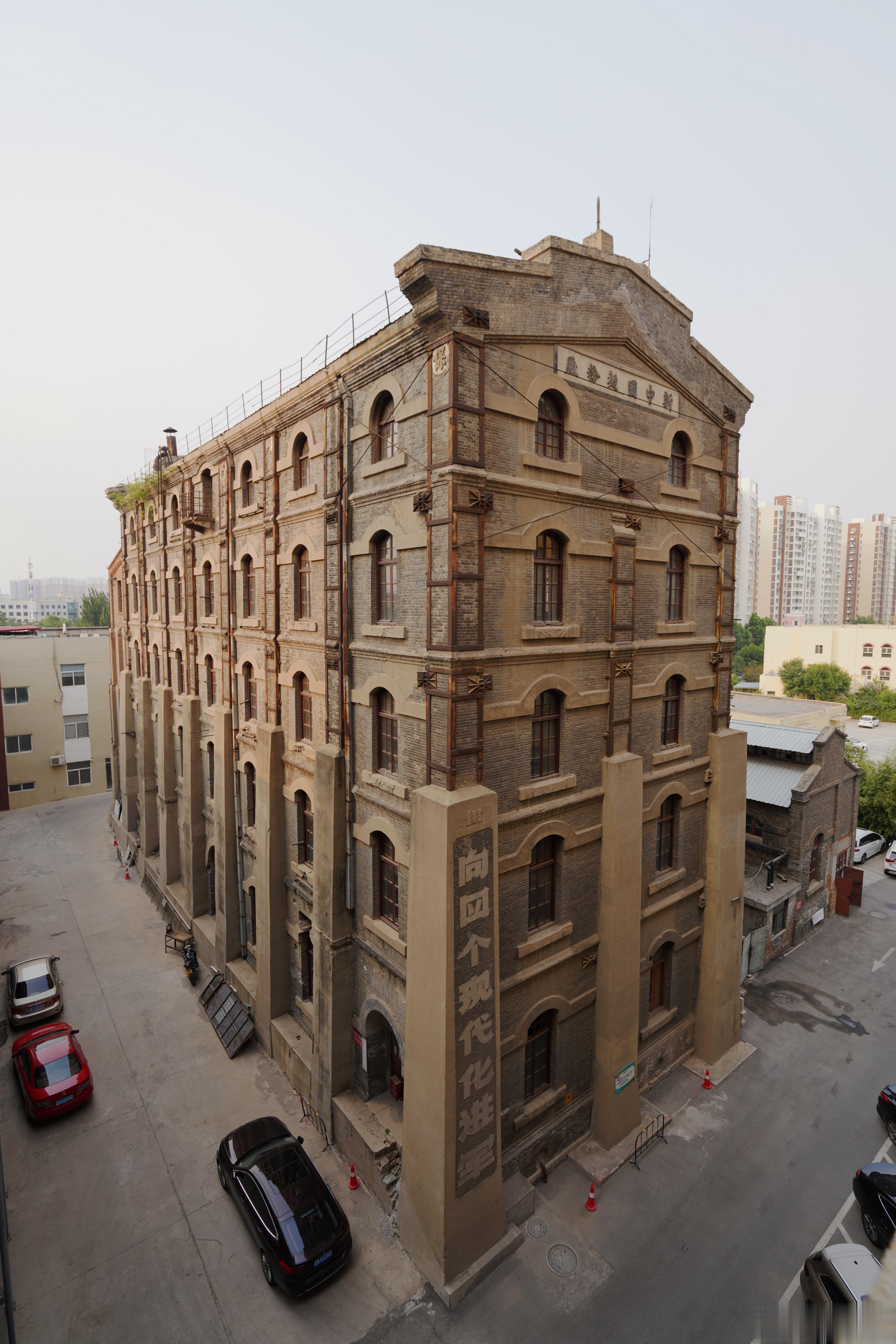 记周末保定定州两日行古莲池的荷花、大慈阁的夜色都让人印象深刻，就是太热了，背着无