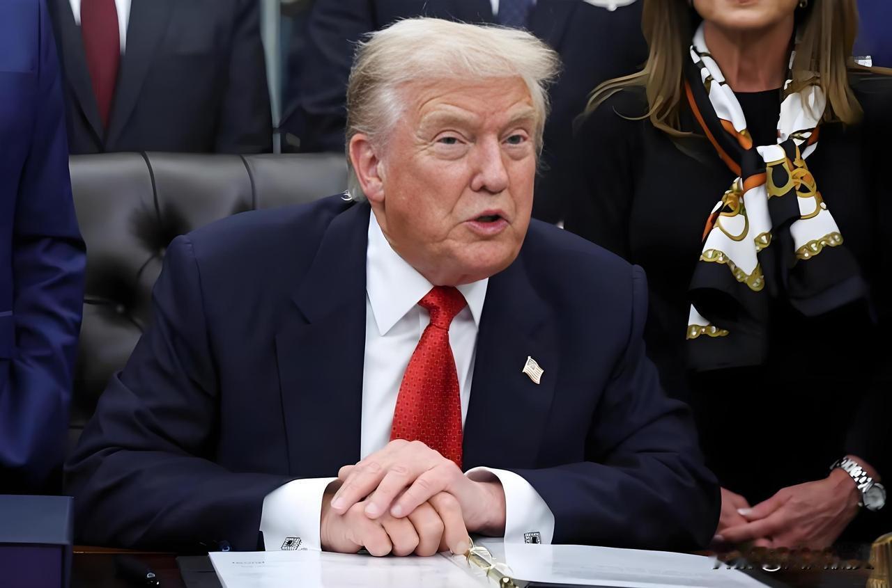 特朗普突然谈到台湾，一句话让人意想不到，美国不能替中国做决定
 
1月8日，《纽